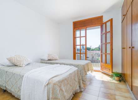 Maison/villa individuelle de style rustique, située à Bon Relax, à Sant Pere Pescador, à 1 km de la mer.32