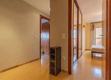 Busques un pis amb terrassa, llum natural i vistes a Figueres?41