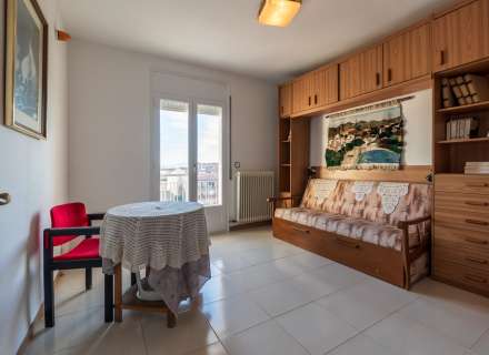 ¡Vive con amplitud y comodidad en el centro de Figueres!14