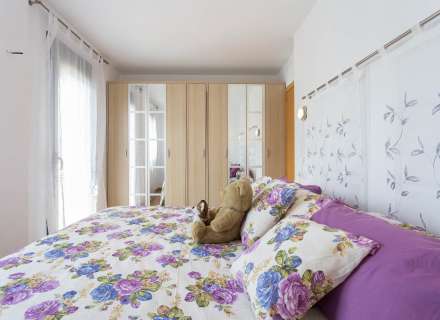 Spectacular duplex with 3 bedrooms plus a study and a 120m² terrace.20