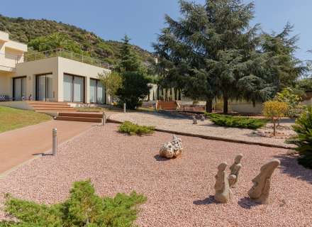 Magnifique maison moderne à Pau, située dans un quartier calme et privé de la Costa Brava.5