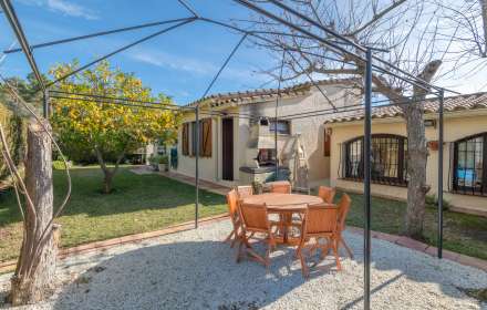 Maison avec vue sur mer à torre gran – terrain de 580 m²