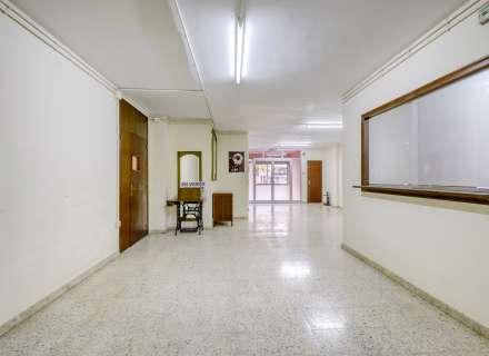 La versatilitat d'un local comercial de 270,60 m25