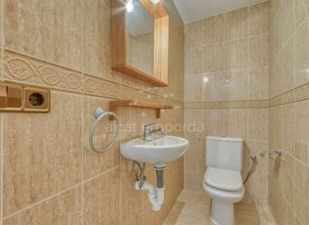 Gran apartament de 3 dormitoris amb boniques vistes a la muntanya a minuts de la platja.28