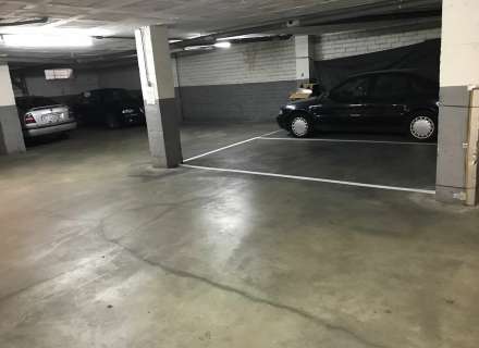 Es ven plaça de pàrquing al centre de Figueres1