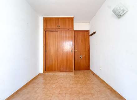 Apartment for Sale in Roses11