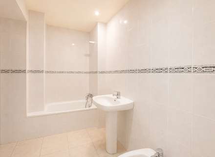 Pis de 2 habitacions amb 3 terrasses – 79 m²5