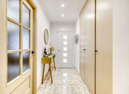 Vilafant : une maison mitoyenne d’angle avec jardin, terrasse et de l’espace pour profiter de la vie1