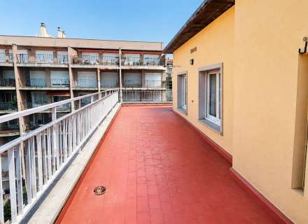 Una terrassa de 83 m² al centre de Figueres... una oportunitat difícil de trobar!0