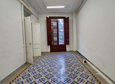 Edificio en centro ciudad de 496m2 en 3 plantas c/. Nou de Figueres4