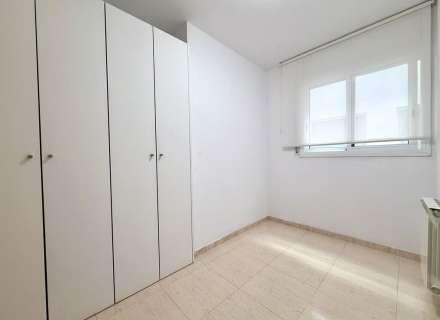 Piso en Venta en el Centro de Figueres: Comodidad y Estilo.17