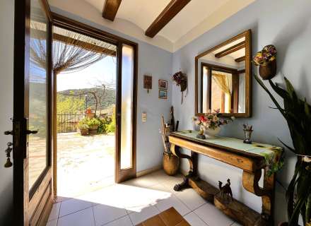 Charmante maison à Biure.41