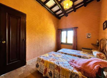 Charmante maison à Biure.37