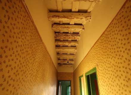 House with great potential in the center of Santa Llogaia12