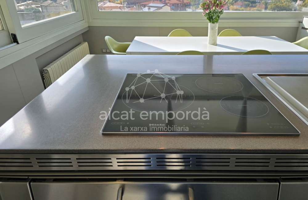 Casa de alto standing en La Jonquera: lujo entre montañas con piscina privada climatizada y vistas espectaculares21