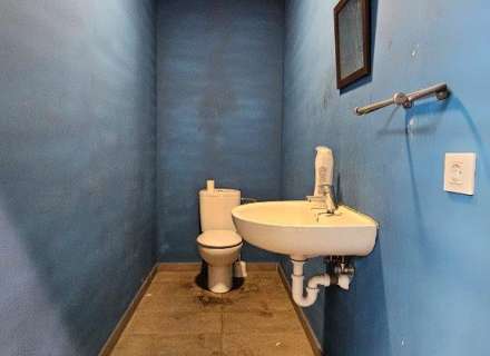 Nau de 700m2 a Hostalets de Llers8