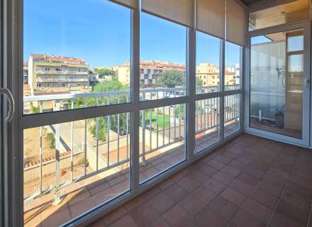 Penthouse - duplex avec parking et cave à Figueres.7