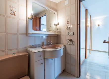 ¡Vive con amplitud y comodidad en el centro de Figueres!20