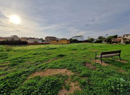 Parcel·la edificable de 800 m² a Garriguella9