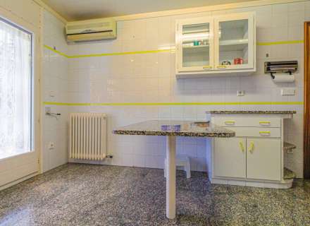 Busques una casa a Figueres amb dues vivendes independents?28