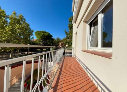 Gran casa de 4 habitacions amb garatge a Torroella de Montgrí.18