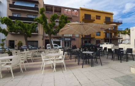 Bar restaurant à roses