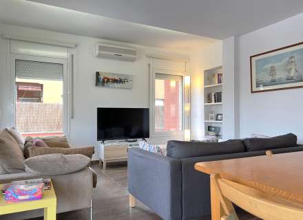 Excel · lent casa amb piscina privada en una zona molt tranquil · la a Sant Pere Pescador.9