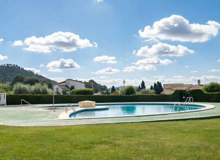 Encantadora casa a 4 vents amb gran parcel·la i vistes al Montgrí a Torre Gran (L’Estartit)4