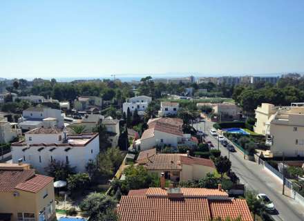 Oferta especial constructors! Edifici de 4 apartaments amb plànols d'edificació.15