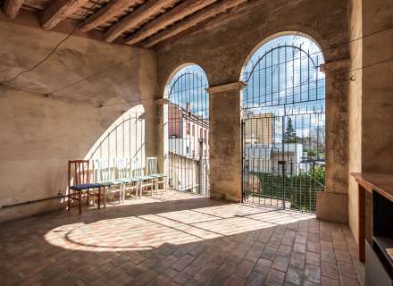 Building for sale in the pedestrian and commercial center of Figueres with high investment potential.33