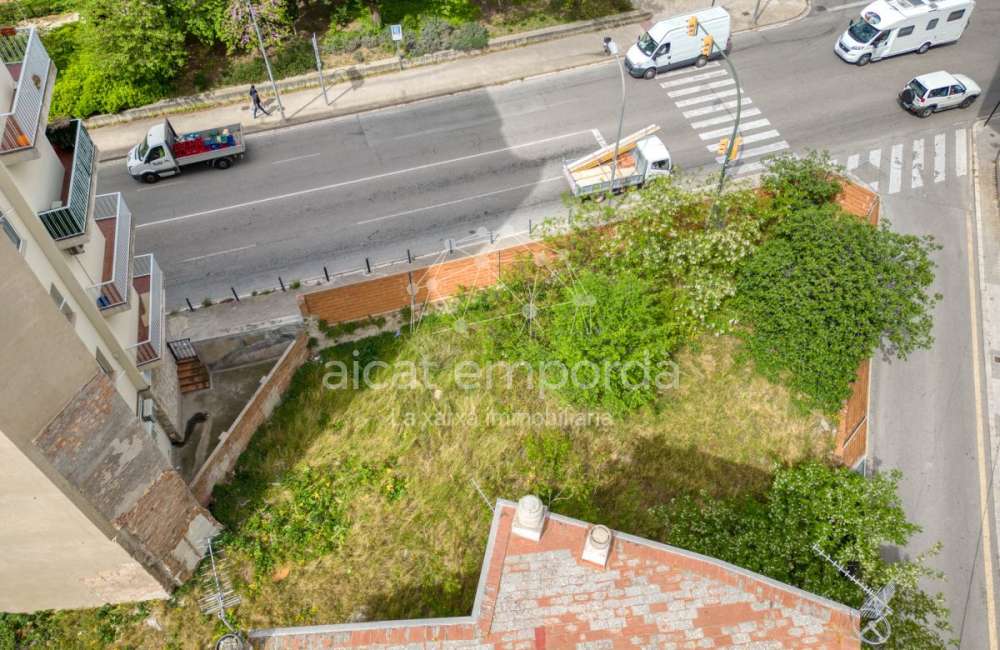 Terrain à vendre de 223 m² au centre de Figueres5