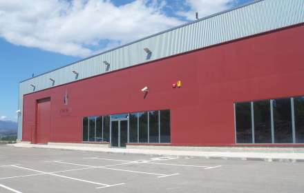 Nau de 700m2 a hostalets de llers