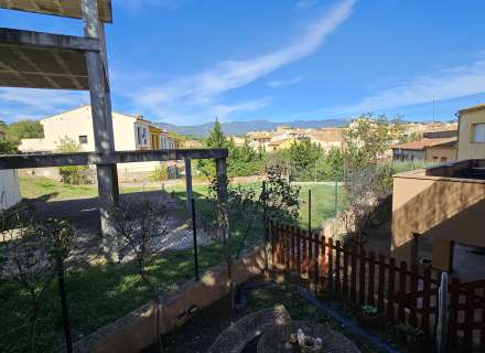 Parcel·la en venda dins del poble13