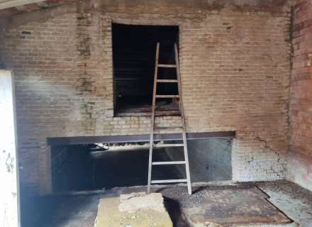 Entrepôt résidentiel urbain à Vilanova de la Muga.14