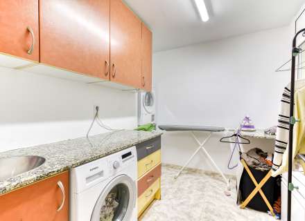Vilafant : une maison mitoyenne d’angle avec jardin, terrasse et de l’espace pour profiter de la vie7