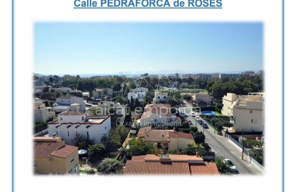 Oferta especial constructors! Edifici de 4 apartaments amb plànols d'edificació.7