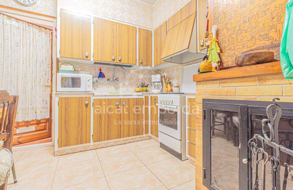 Estàs buscant una casa a Vilafant?16