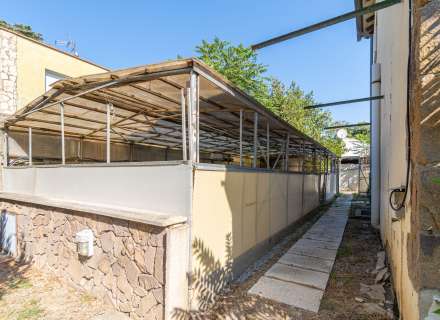 Maison/villa individuelle de style rustique, située à Bon Relax, à Sant Pere Pescador, à 1 km de la mer.53