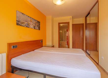 Busques un pis amb terrassa, llum natural i vistes a Figueres?27