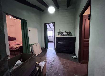 House with garden in the center of Figueres.20