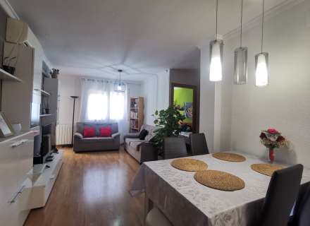 Ampli pis familiar amb 4 habitacions1