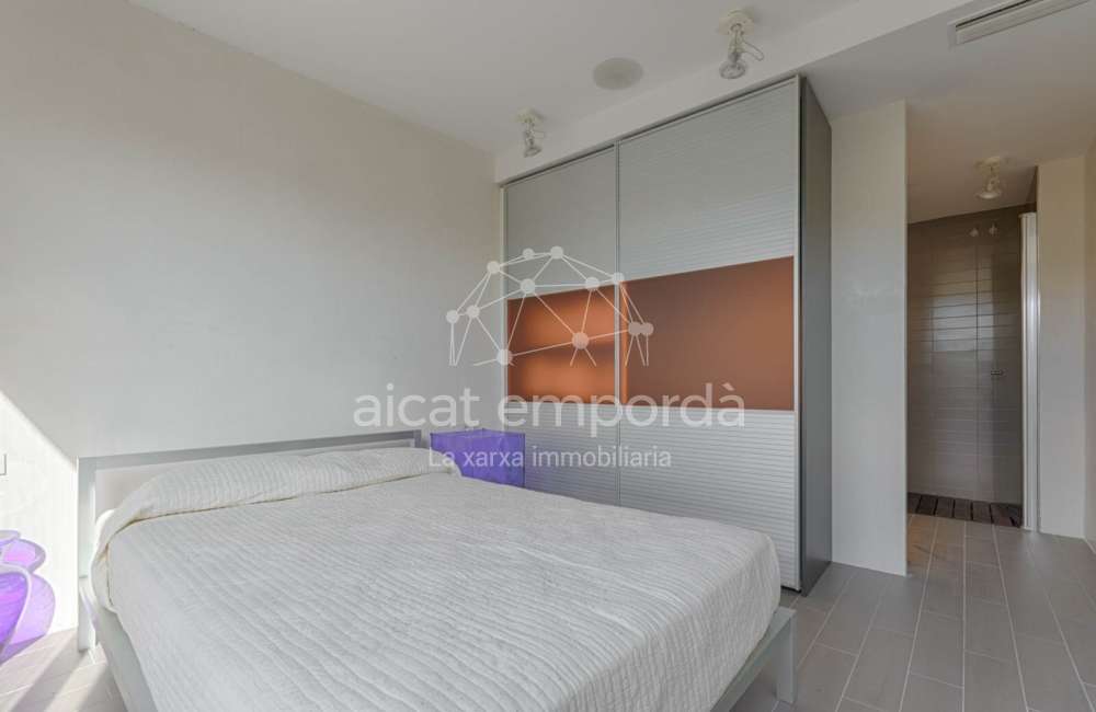 Casa de alto standing en La Jonquera: lujo entre montañas con piscina privada climatizada y vistas espectaculares73