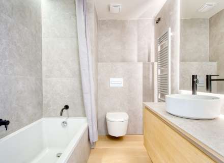 Apartment on the seafront. Avda De Rhodes31