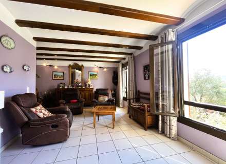 Charmante maison à Biure.27