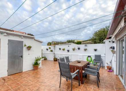 Calidez y tranquilidad es lo que ofrece esta amplia vivienda.3