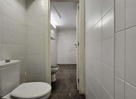 Edificio en centro ciudad de 496m2 en 3 plantas c/. Nou de Figueres33