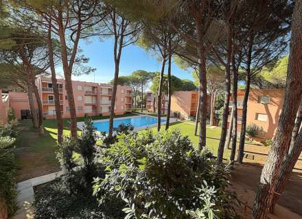 Estudio en Pals con piscina comunitaria solo dos minutos de la playa.6