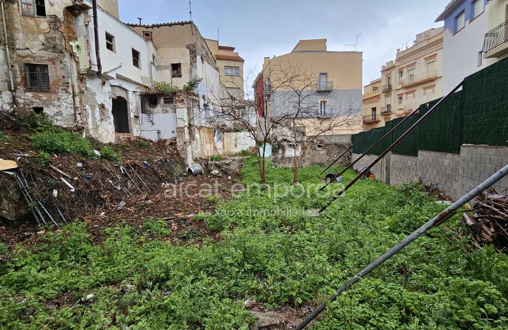 Sòl urbà al centre de la vila1