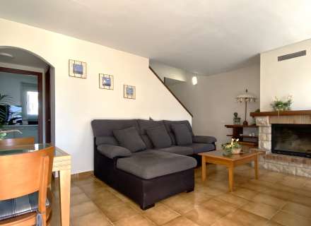 Casa adossada a prop del mar a la Urb. Amfora, Sant Pere Pescador3