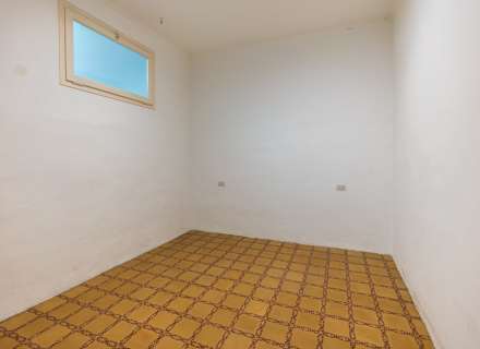 Viure al centre de Figueres amb espai, llum i tots els serveis.8